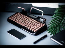 비디오를 갤러리 뷰어 Smartinny mechanical keyboard KS-r에 로드 및 재생
